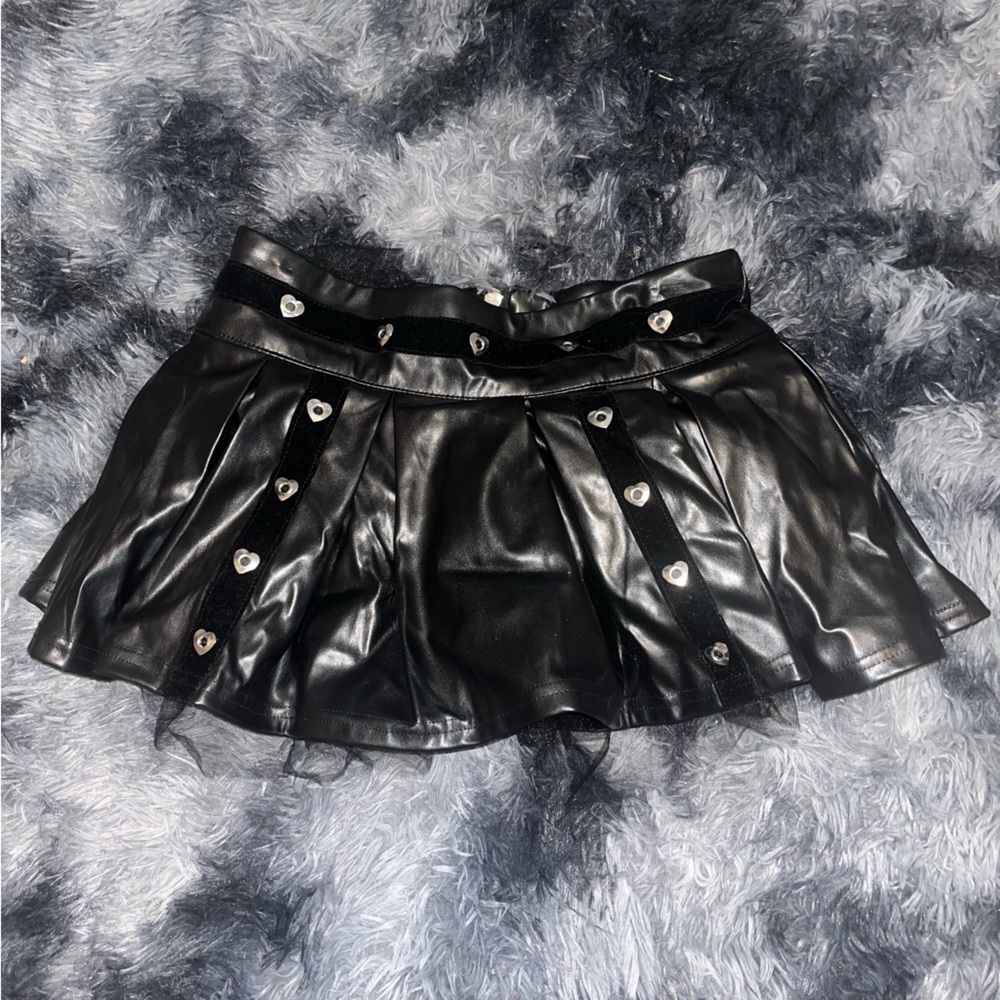 Spencer’s body rage leather mini skirt size women’s medium goth